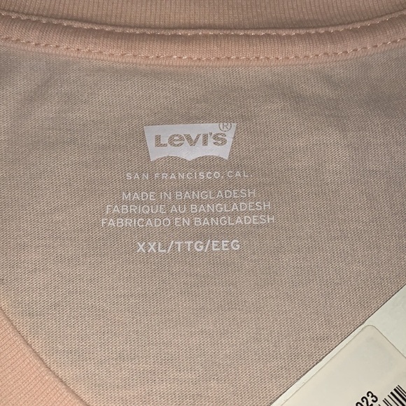 BNWT Levis TShirt - Picture 5 of 6